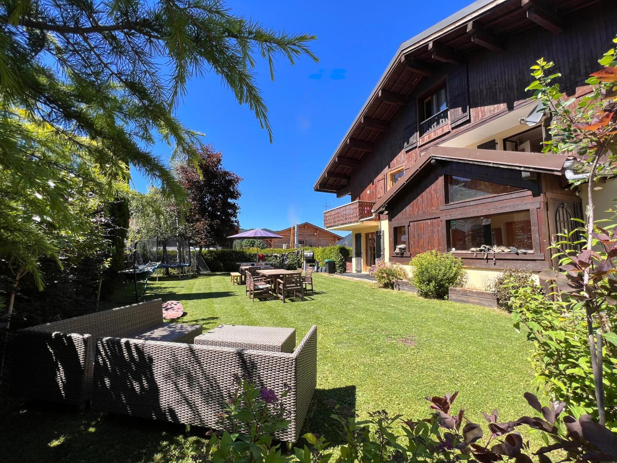 Chalet Aventure B&B Les Gets Exterior photo
